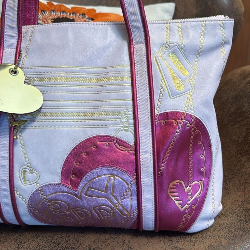 COACH Y2K VALENTINE’S DAY TOTE 14551 LEATHER, HEARTS, PINK SHIMMER 💞 VGUC - Picture 7 of 17